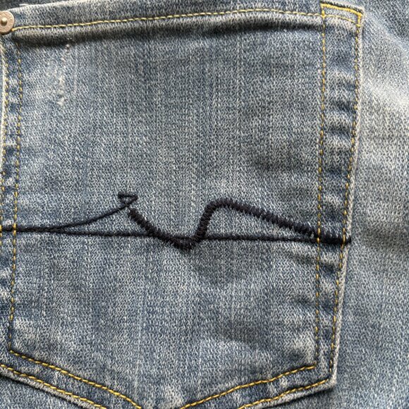 Seven for all man kind - Picture 5 of 9